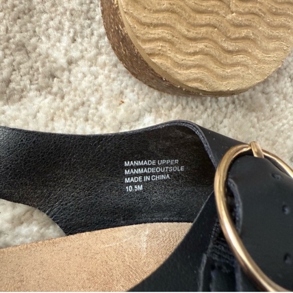 Bundle of Loft Leather Two Strap Sandals - Picture 10 of 10